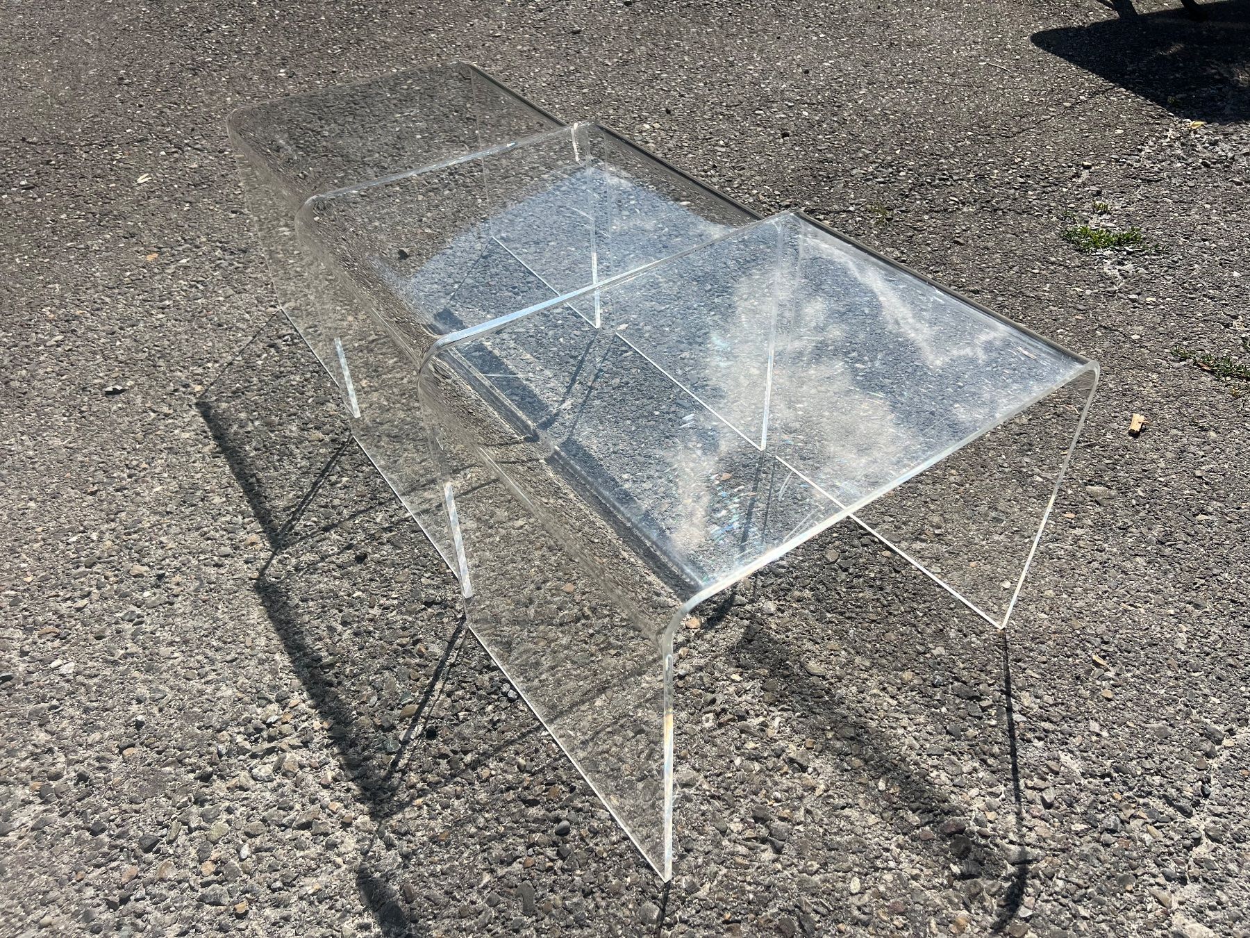 Tavoli: 3 er Set Plexiglas Tische – Usato da Otelfingen venduto da Yossi-68 6