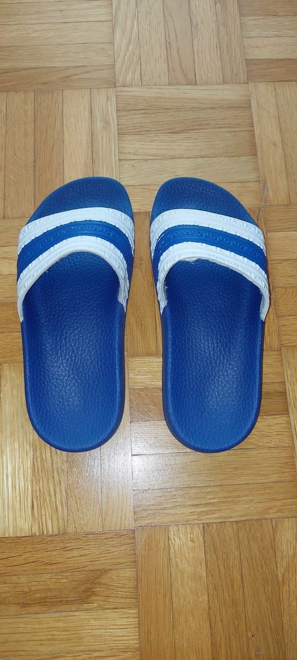 Scarpe da uomo: Badeslipper Grösse 33 – Usato da Grüningen venduto da SaSiSo 1