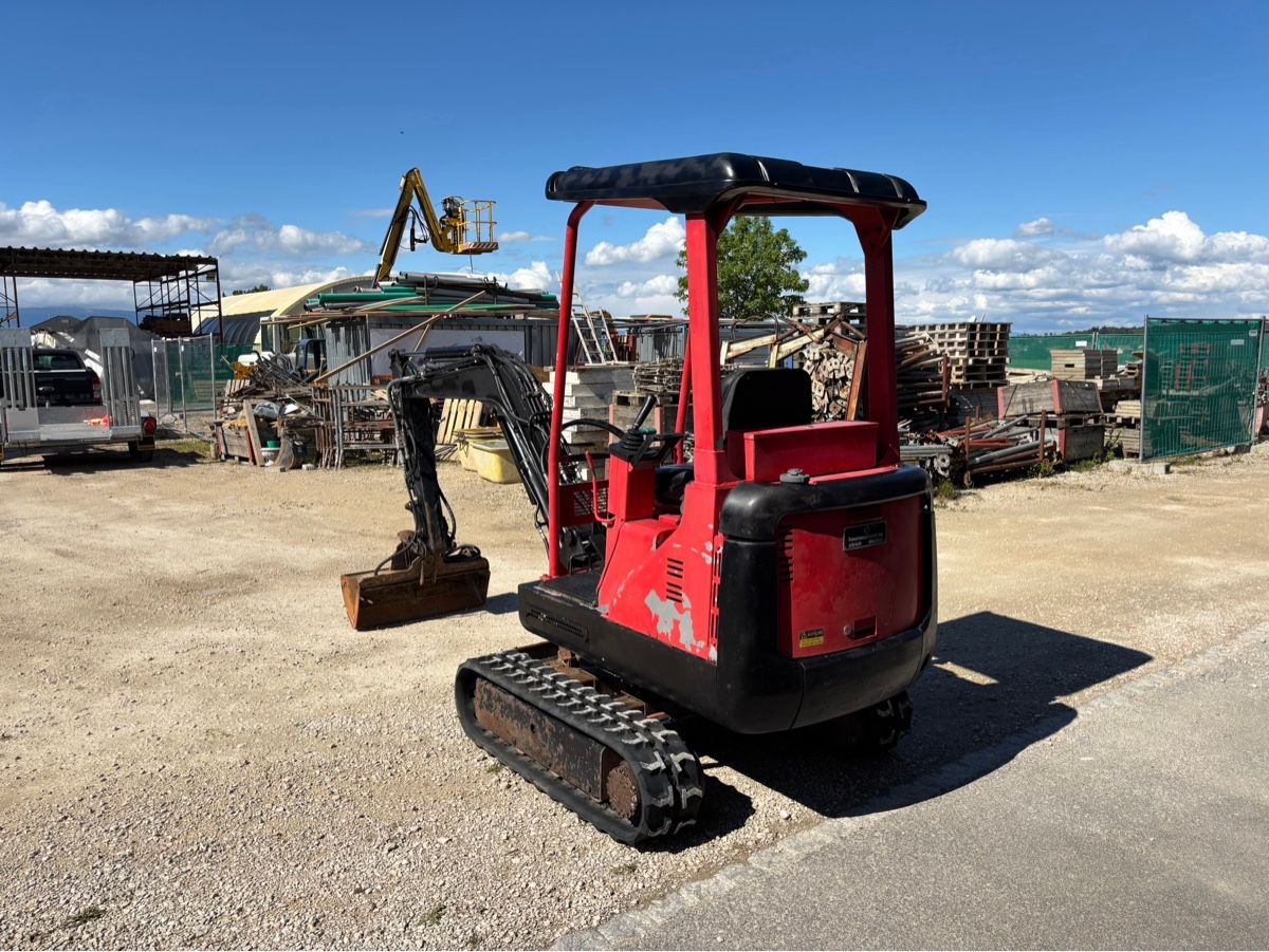 Takeuchi Escavatori: Bagger Takeuchi TB015 / 1,5t – Usato da Courgevaux venduto da Querly 5