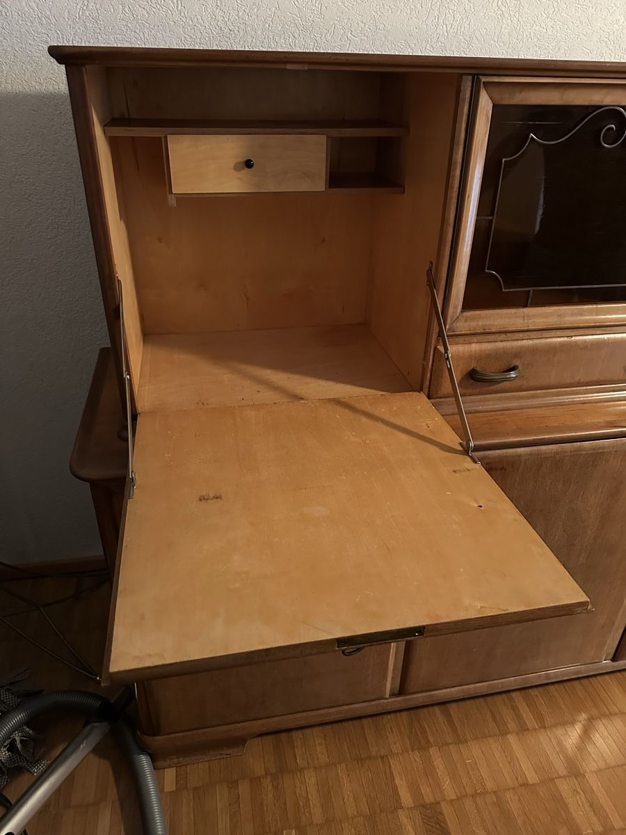 Credenze: Buffet Wohnzimmer büro schrank möbel – Usato da Reinach AG venduto da rares75 1