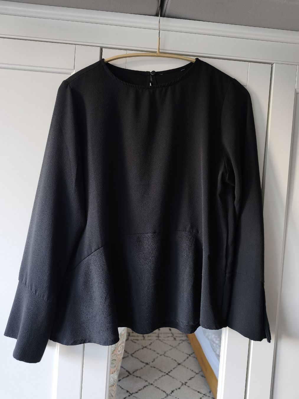 Camicette: Peplum blouse, black, M – Usato da Zürich venduto da nir_n9jc
