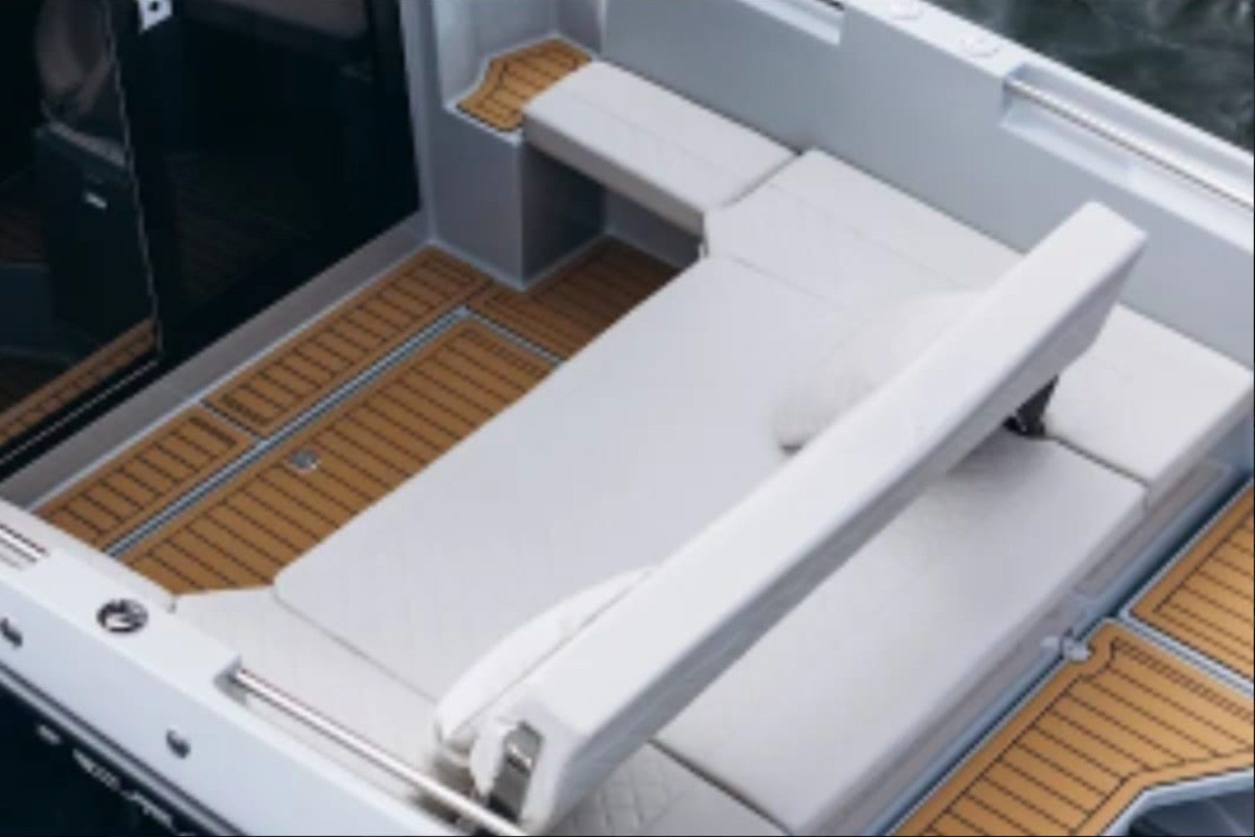 Barche: Pilothouse 775 mit Motor 200 PS V6 – Nuovo e nell'imballaggio originale da Quartino venduto da 5franc 4