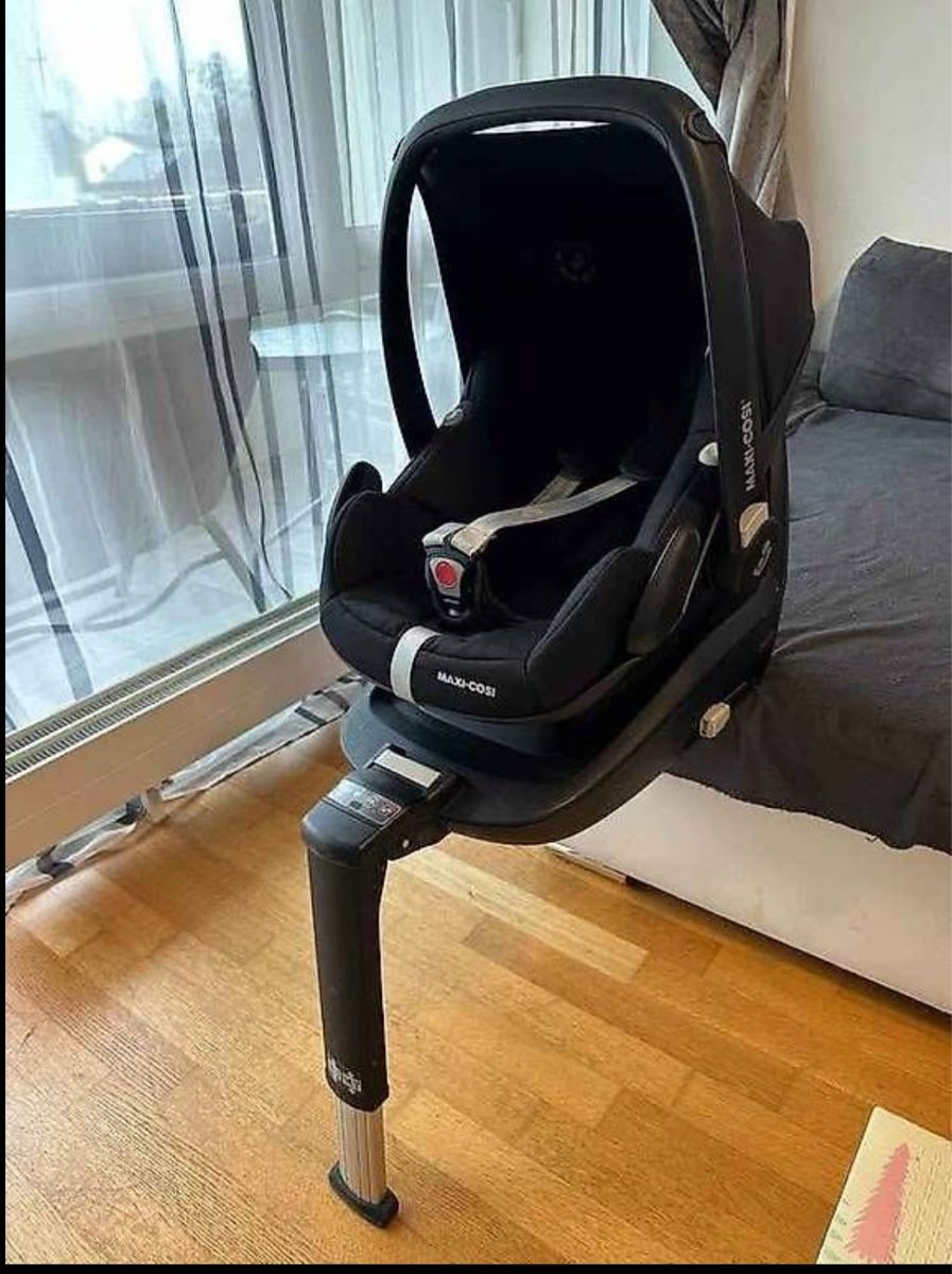 Auto-Kindersitze: Maxi-Cosi 2wayFix Base + Car Seat Set! 40 chars – Gebraucht aus Schindellegi von nan_727n 1