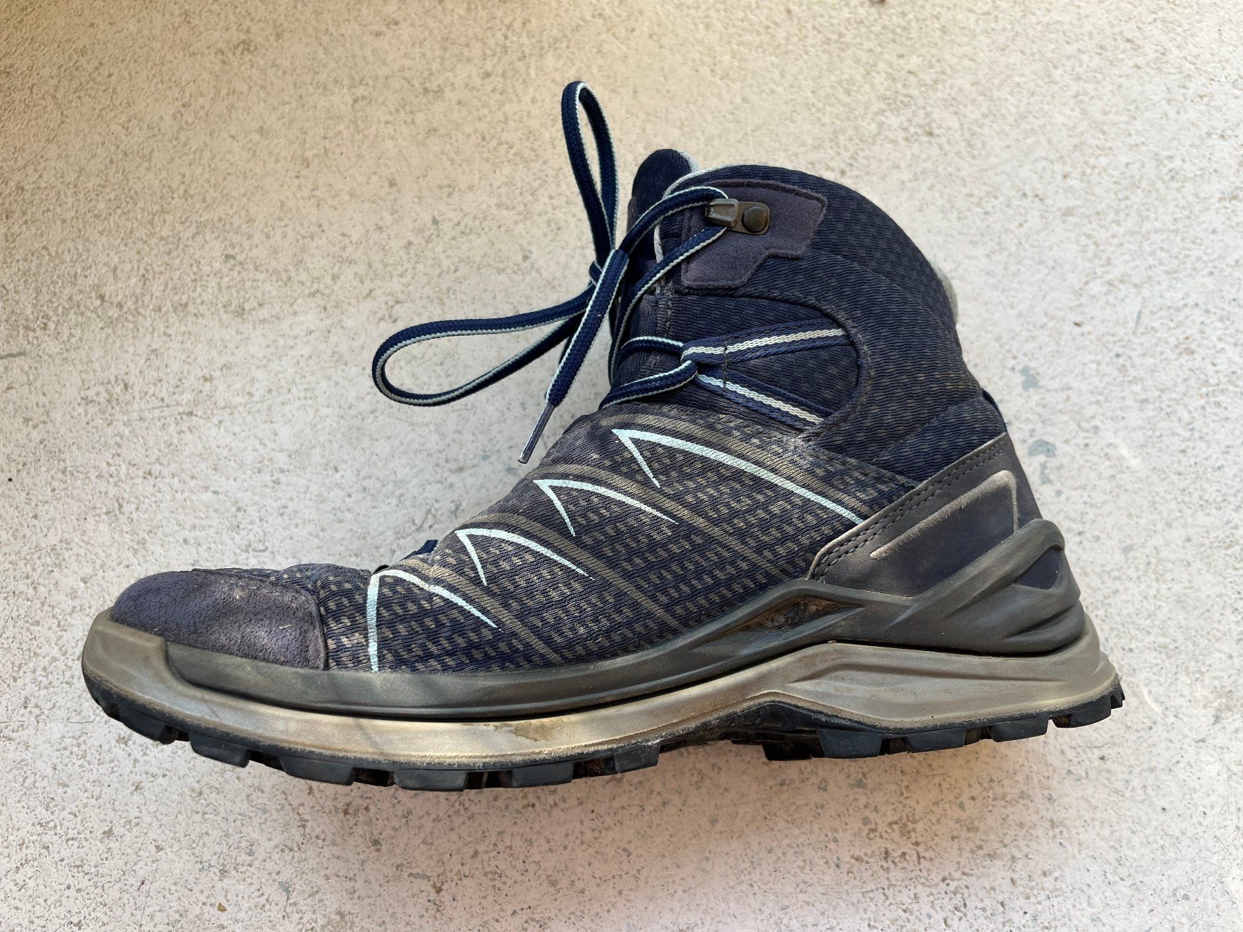 Lowa Scarpe da uomo: Wanderschuhe Lowa, Gr. 39.5 – Usato da Luzern venduto da Simsam567 2