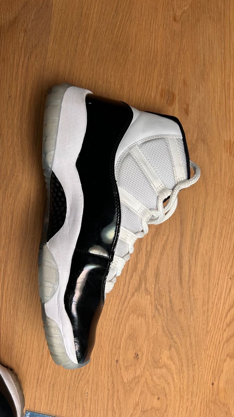 Jordan Scarpe da uomo: Jordan 11 Concord Retro – Usato da Zürich venduto da J.alejandro 6