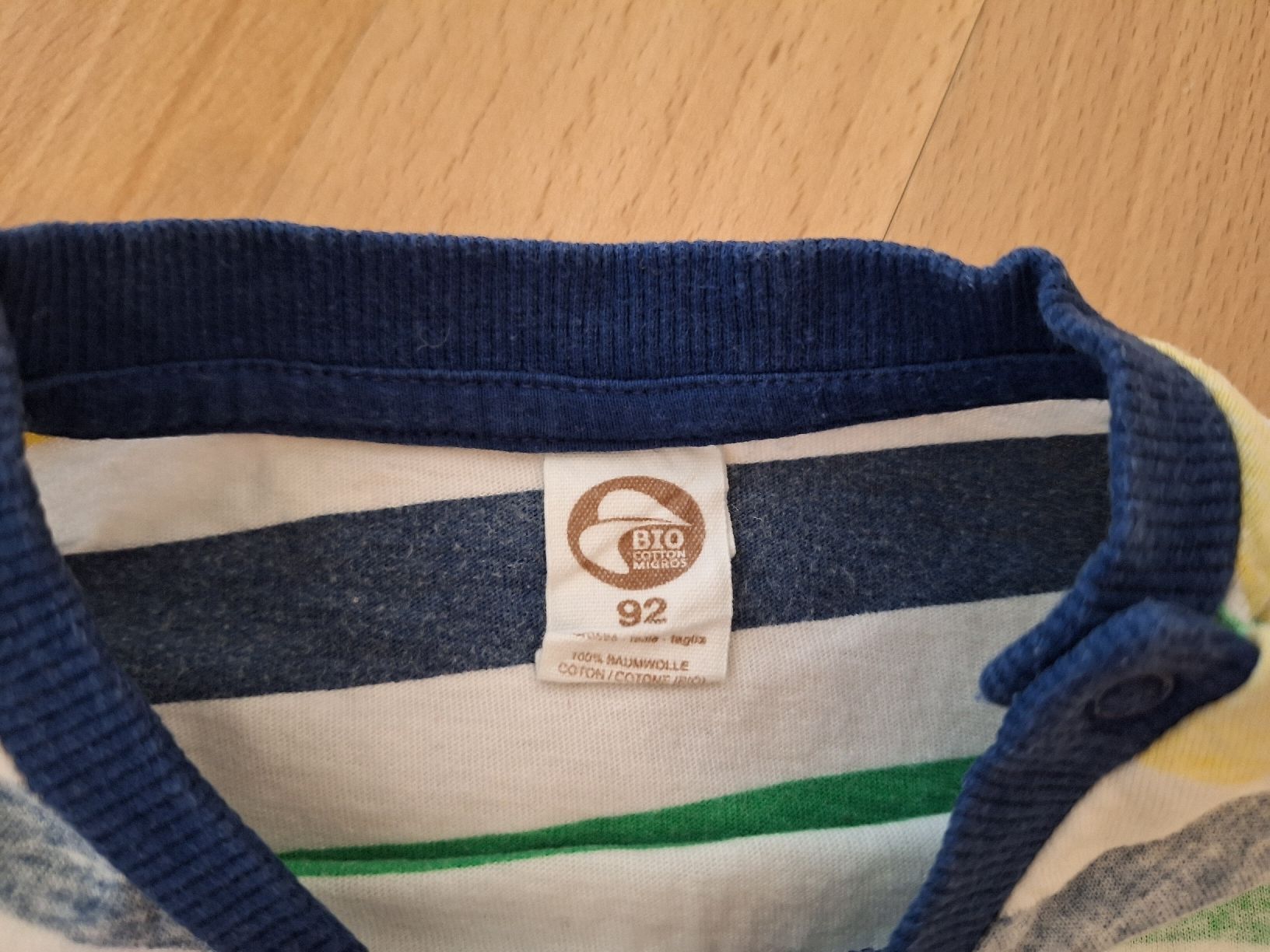 Hemden, T-Shirts & Polos: Shirt in Gr. 92 – Gebraucht aus Oberrieden von smarties949 2