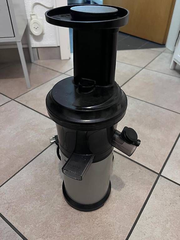 Elettrodomestici da cucina: Extracteur de jus électrique  bon état – Usato da Lausanne venduto da fed_9dzv 1