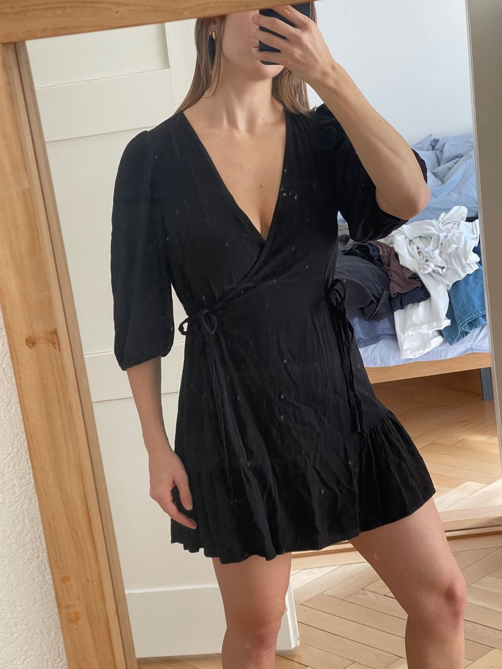 Vestiti: Edited schwarzes Wrapkleid M – Usato da Zürich venduto da flo_8x2x 1
