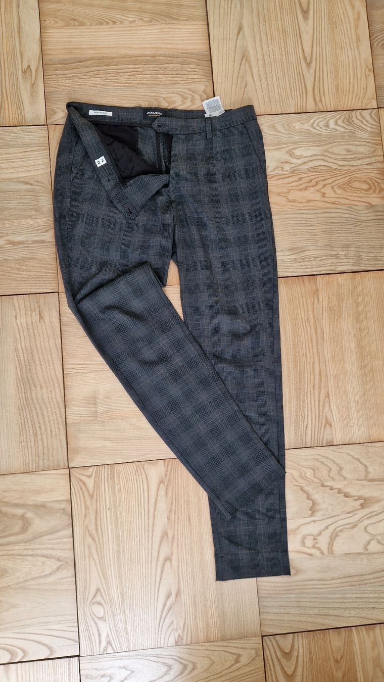 Jack & Jones Hosen: Jack & Jones Hose, Slim/Marco, Gr. 33/34 - Top Zustand! – Gebraucht aus Luzern von tbu_qh56