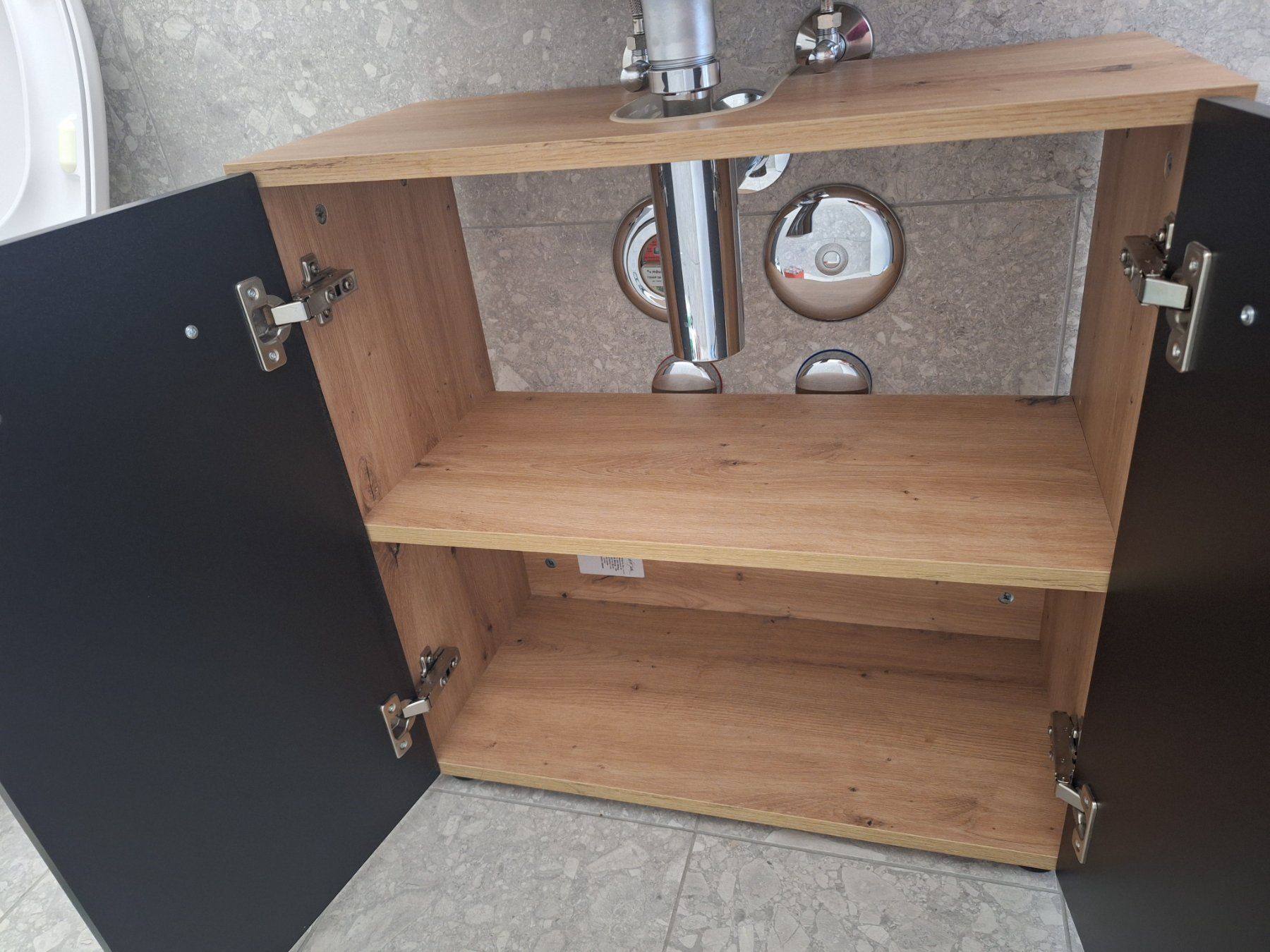 Mömax Mobili per bagno: Waschbeckenunterschrank – Usato da Kriens venduto da chant 1
