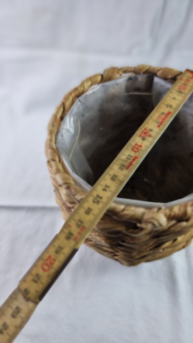 Blumentöpfe: Schöner Übertopf, Flechtkorb, Vintage Look, Korb – Gebraucht aus Wald ZH von Martin79 3