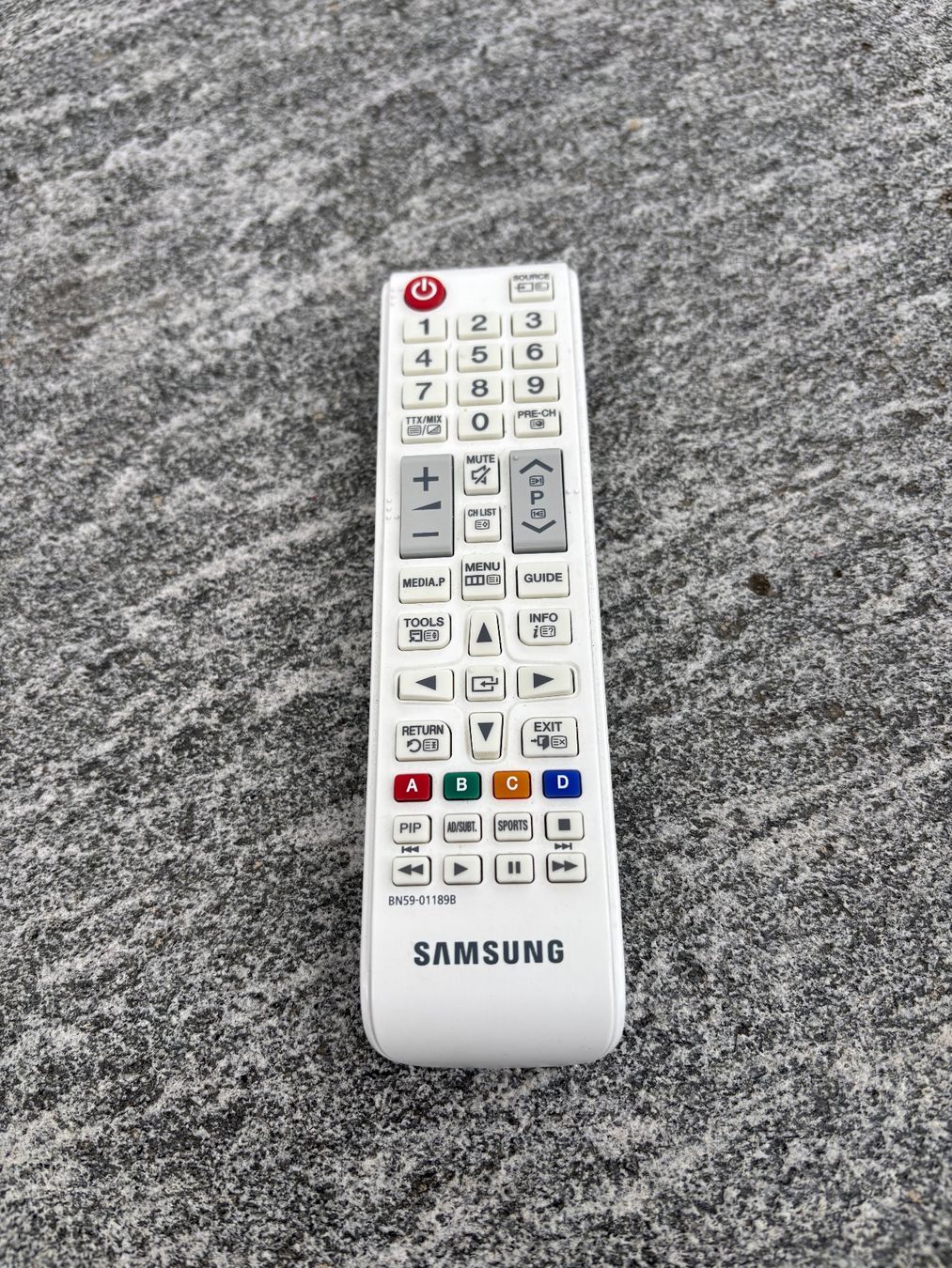 Samsung Televisori: Fernseher – Usato da Uetikon am See venduto da walterneuhaus 3