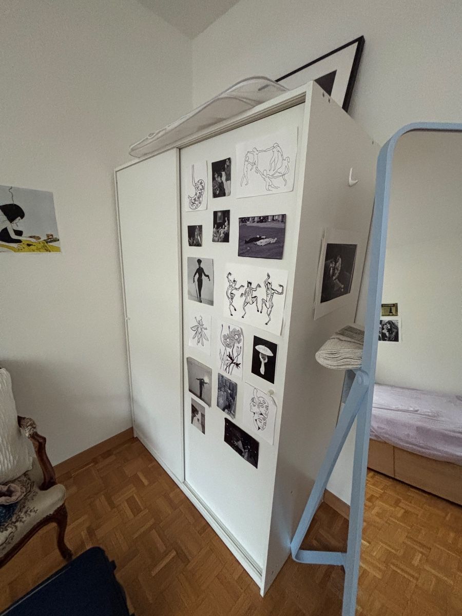 Ikea Guardaroba: Petite armoire blanche – Usato da Genève venduto da jbo_7wnz 1