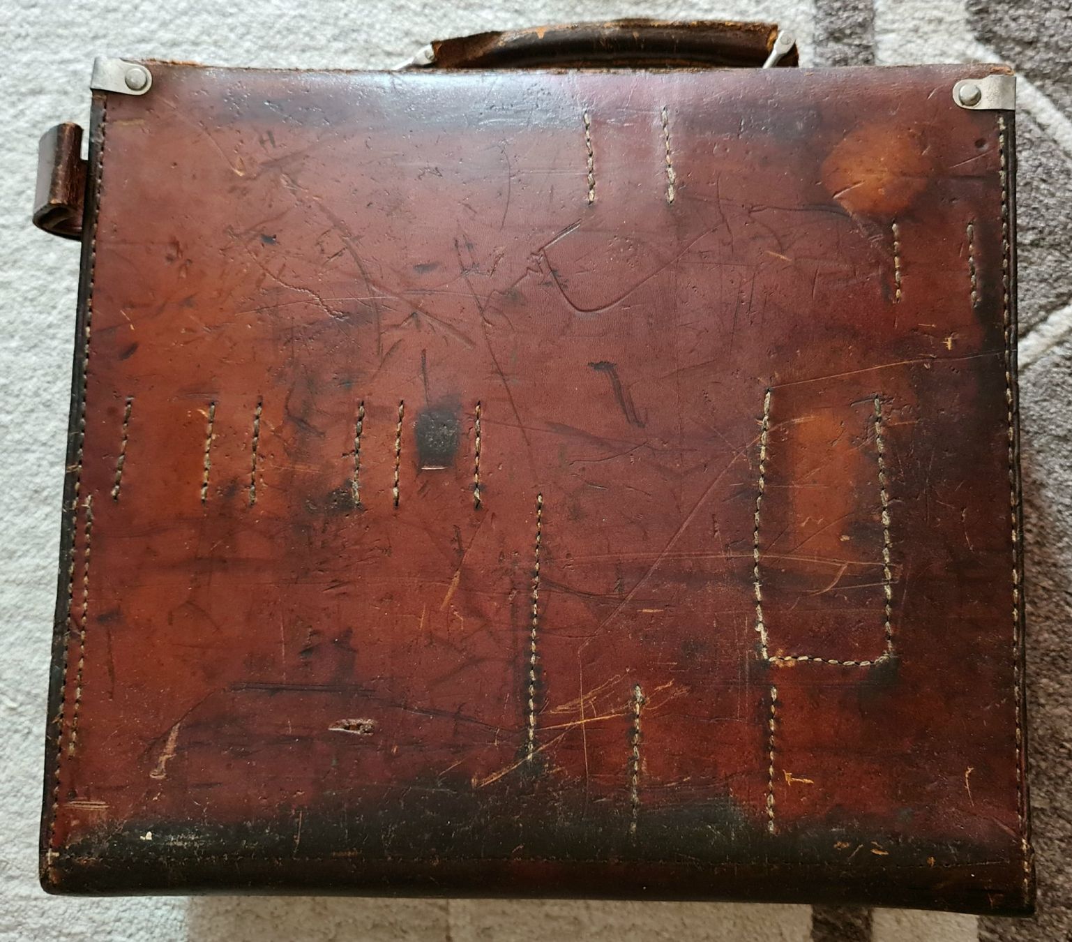 Valigie & Borse: Sacoche cuire vintage. – Usato da Cortaillod venduto da signep 6