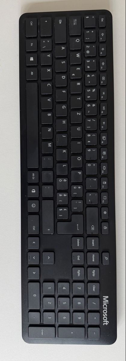 Microsoft Tastiere: Microsoft Bluetooth Keyboard – Usato da Zürich venduto da mattek7