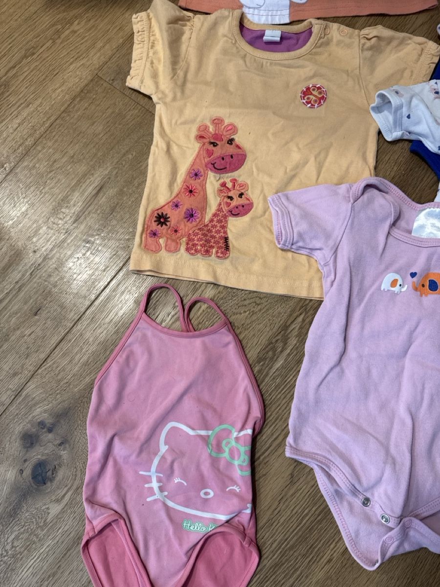 Zara Ensembles coordonnés: 7-teiliges Sommerset, Gr.86 – D'occasion à St. Gallen par Venus1010 3