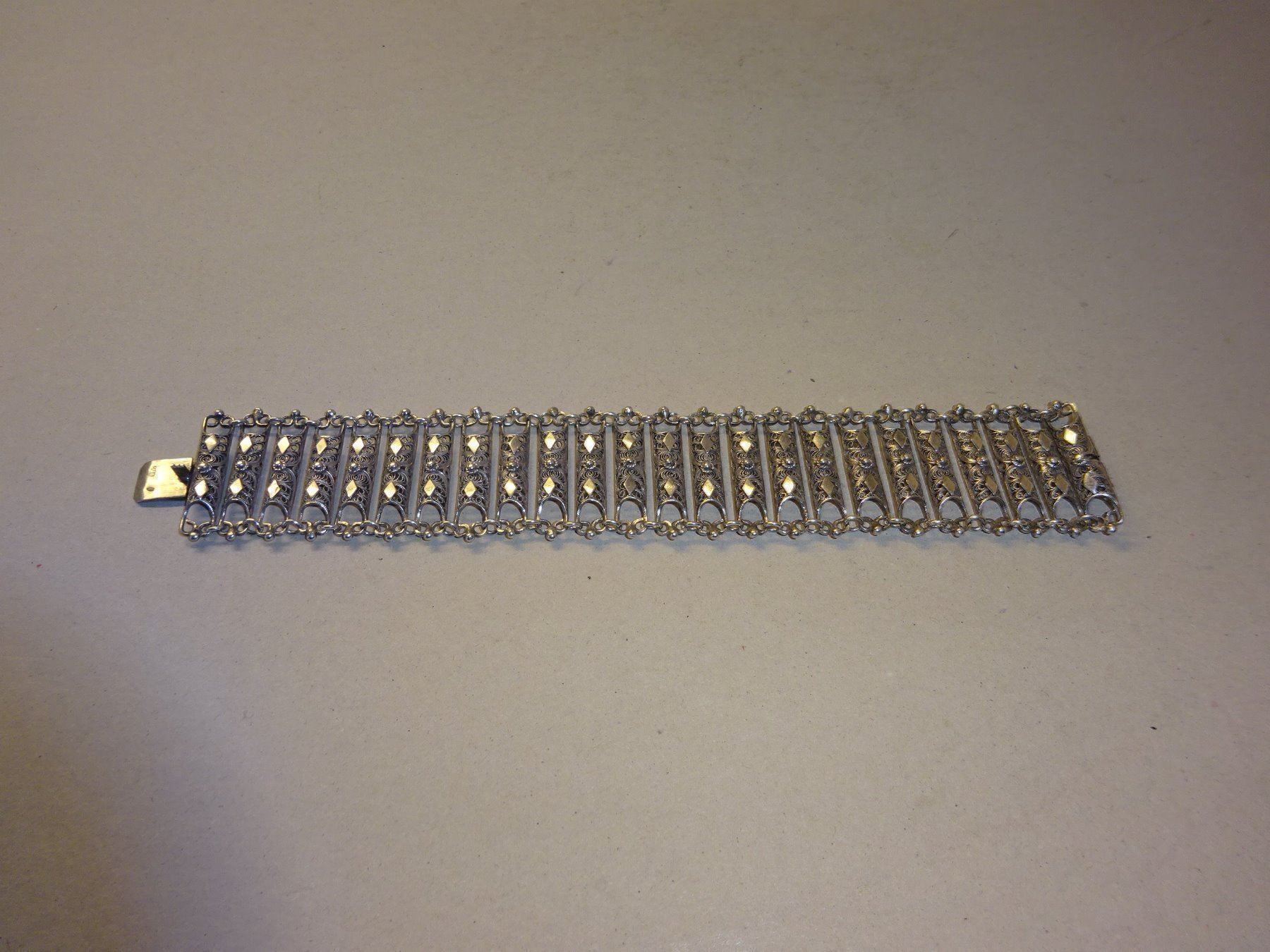 Armbänder & -reifen: Filigran Armband - 800 Silber – Gebraucht aus Esslingen von eintagammeer 1