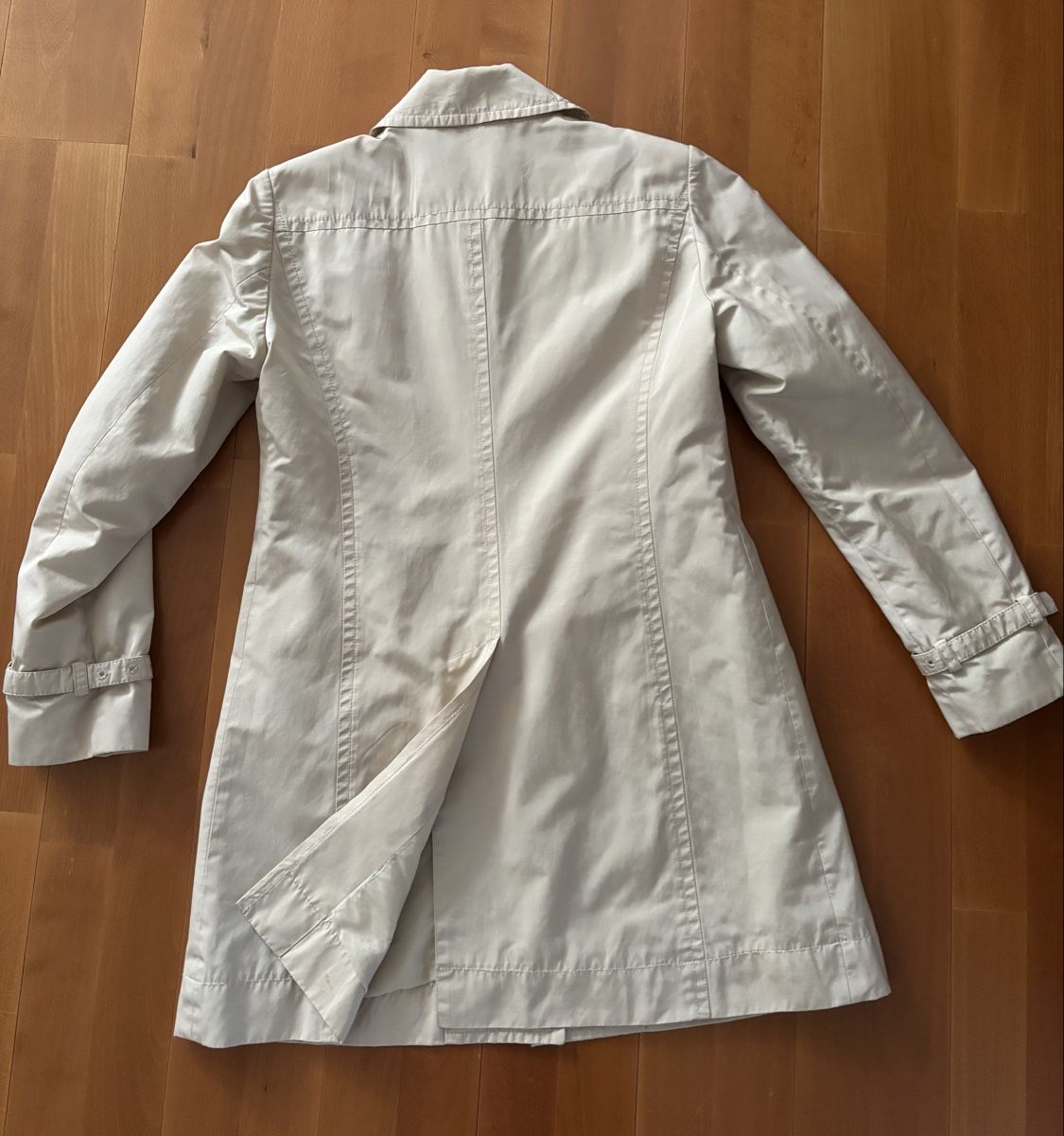 Max Mara Manteaux: Regenmantel – D'occasion à Bern par m.stocker01 2