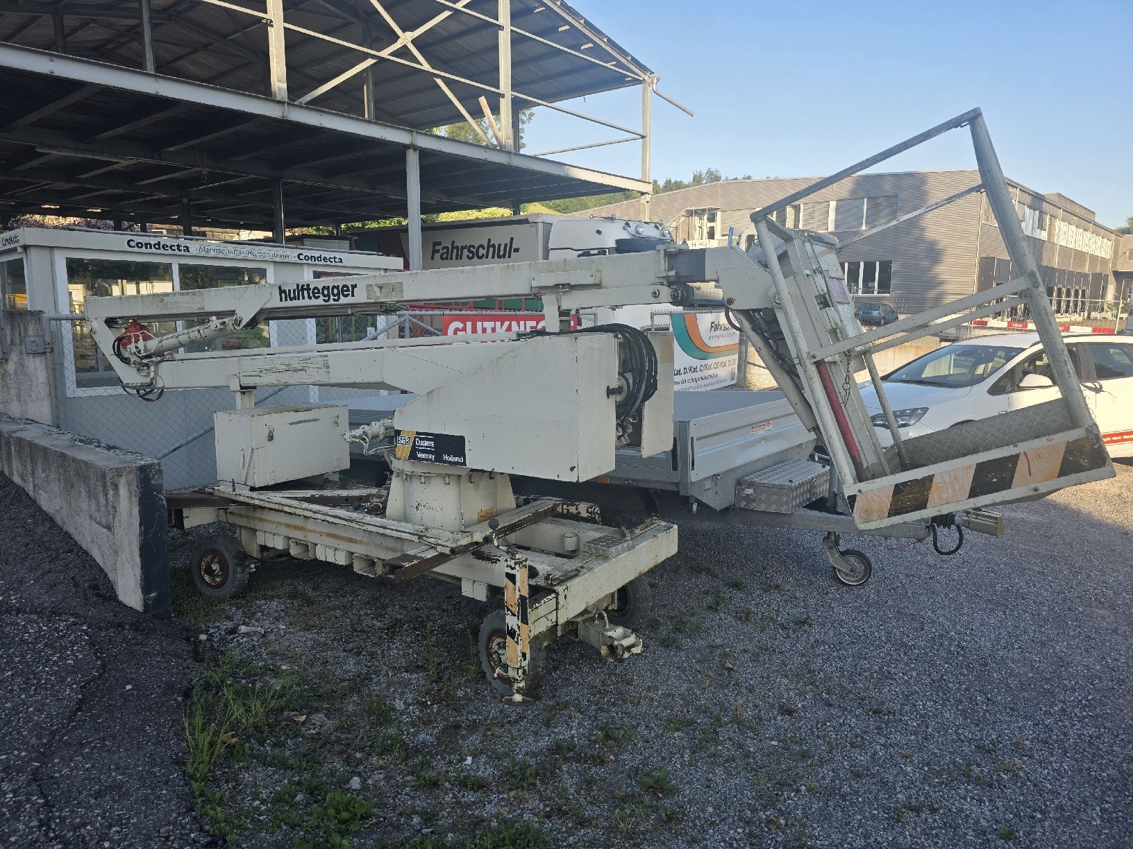 Manitou Piattaforme elevatrici & Crick: Hultegger Hebebühne mit Korb – Difettoso da Murzelen venduto da gutknecht81 2