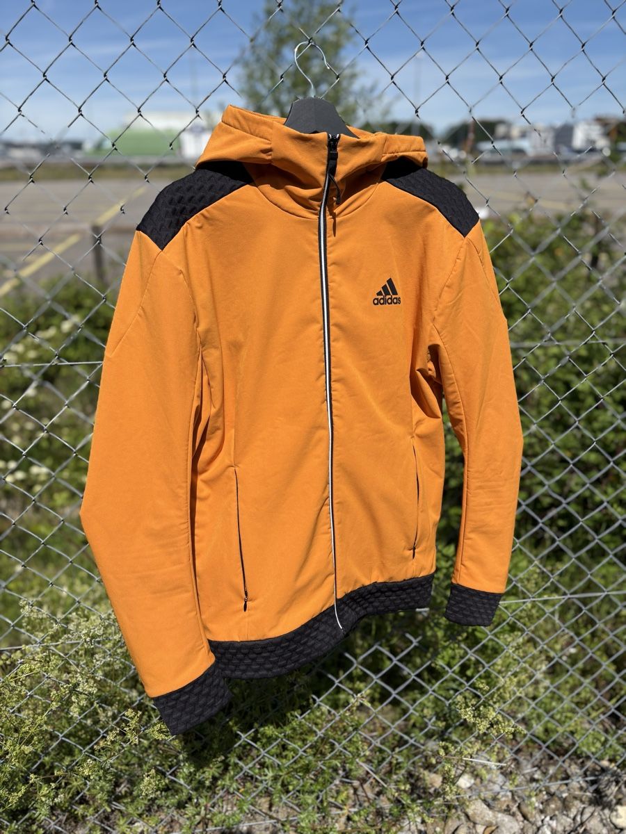 Adidas Giacche: Adidas Sportjacke Orange Gr. M – Usato da Glattbrugg venduto da Pischte.Brockenhaus