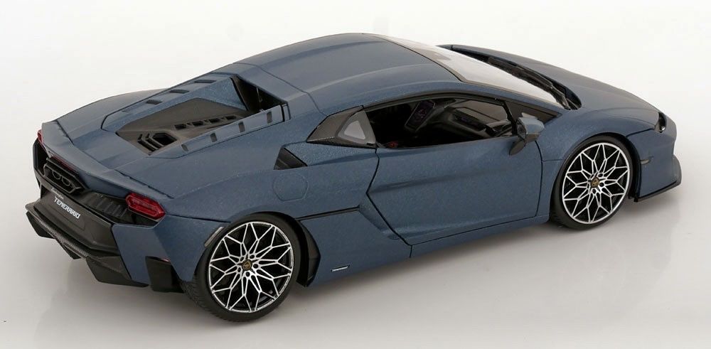 Lamborghini Modellini d'auto: LAMBORGHINI TEMERARIO 1:18 – Nuovo e nell'imballaggio originale da Erlenbach im Simmental venduto da Model_box 1