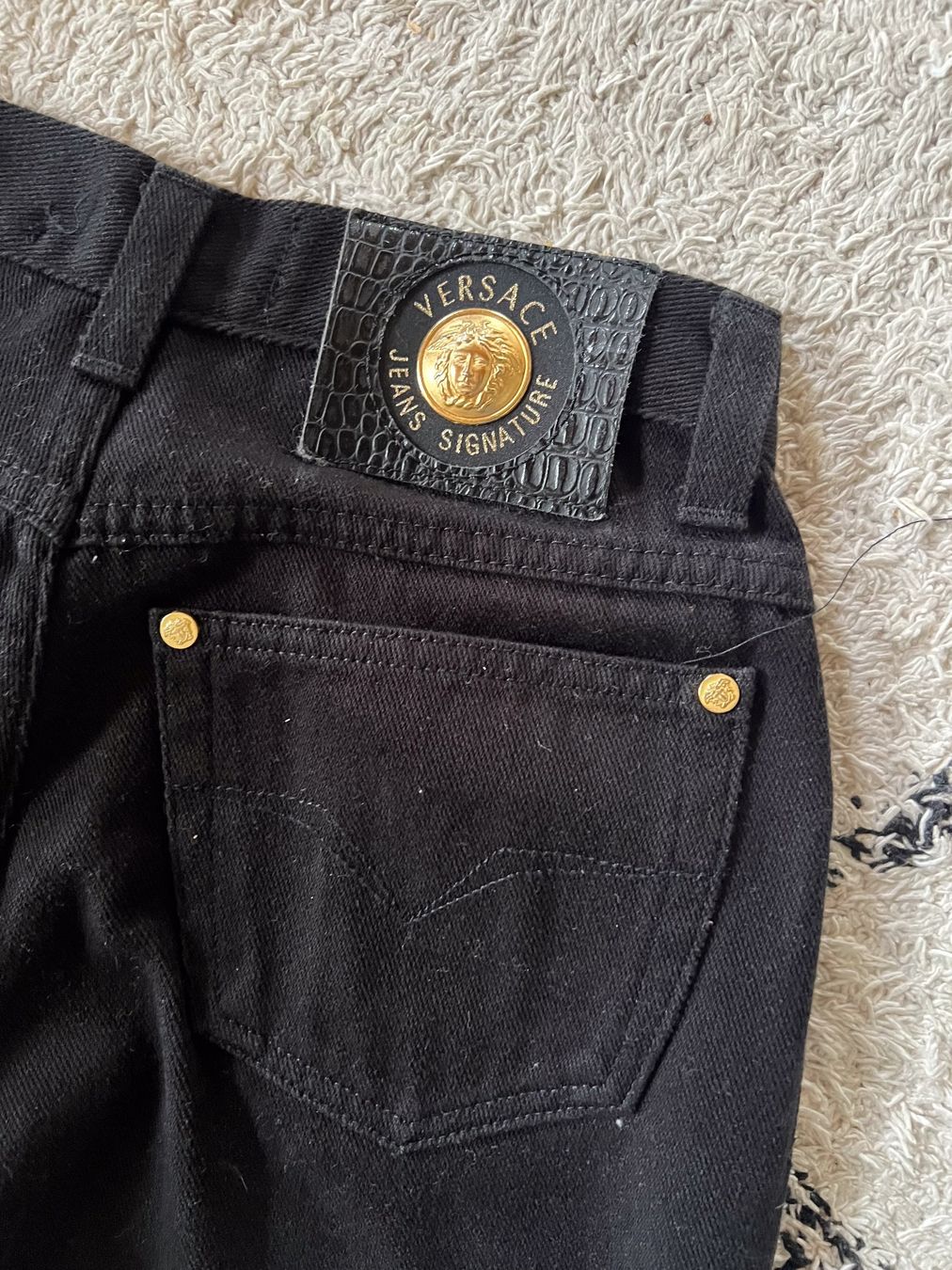 Versace Jeans: Versace Vintage Jeans – Usato da DÜRNTEN venduto da marlene83 9