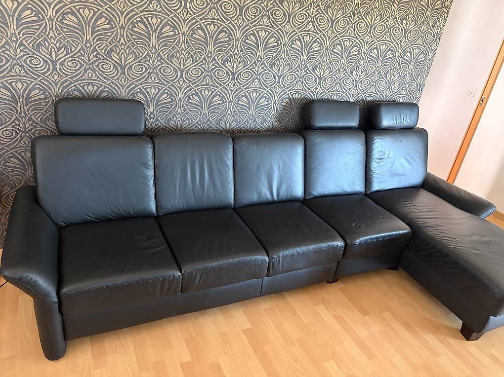 Divani: Schwarzes Ledersofa – Usato da Mülligen venduto da onetobias00 2