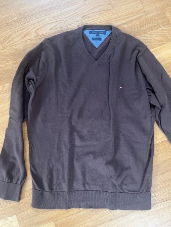Tommy Hilfiger Pullover, Marroon (L) Premium Cotton, V-Neck
