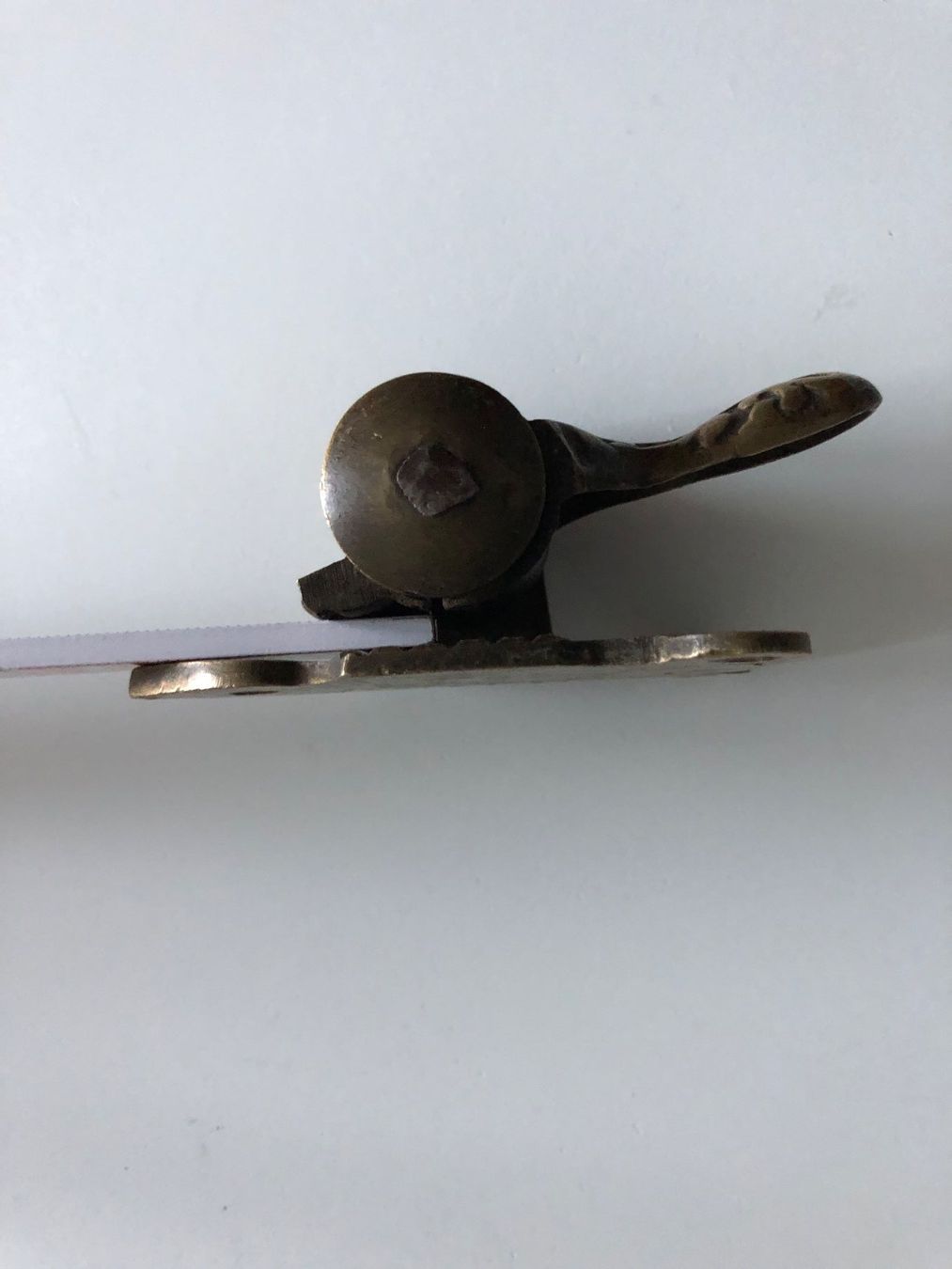 Ferramenta: Rolladenbandstopper, messing – Usato da Niederurnen venduto da Guste 3