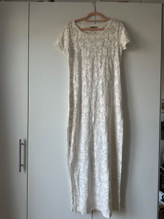 Robe longue Acne Studios, taille L, blanc cassé, dentelle