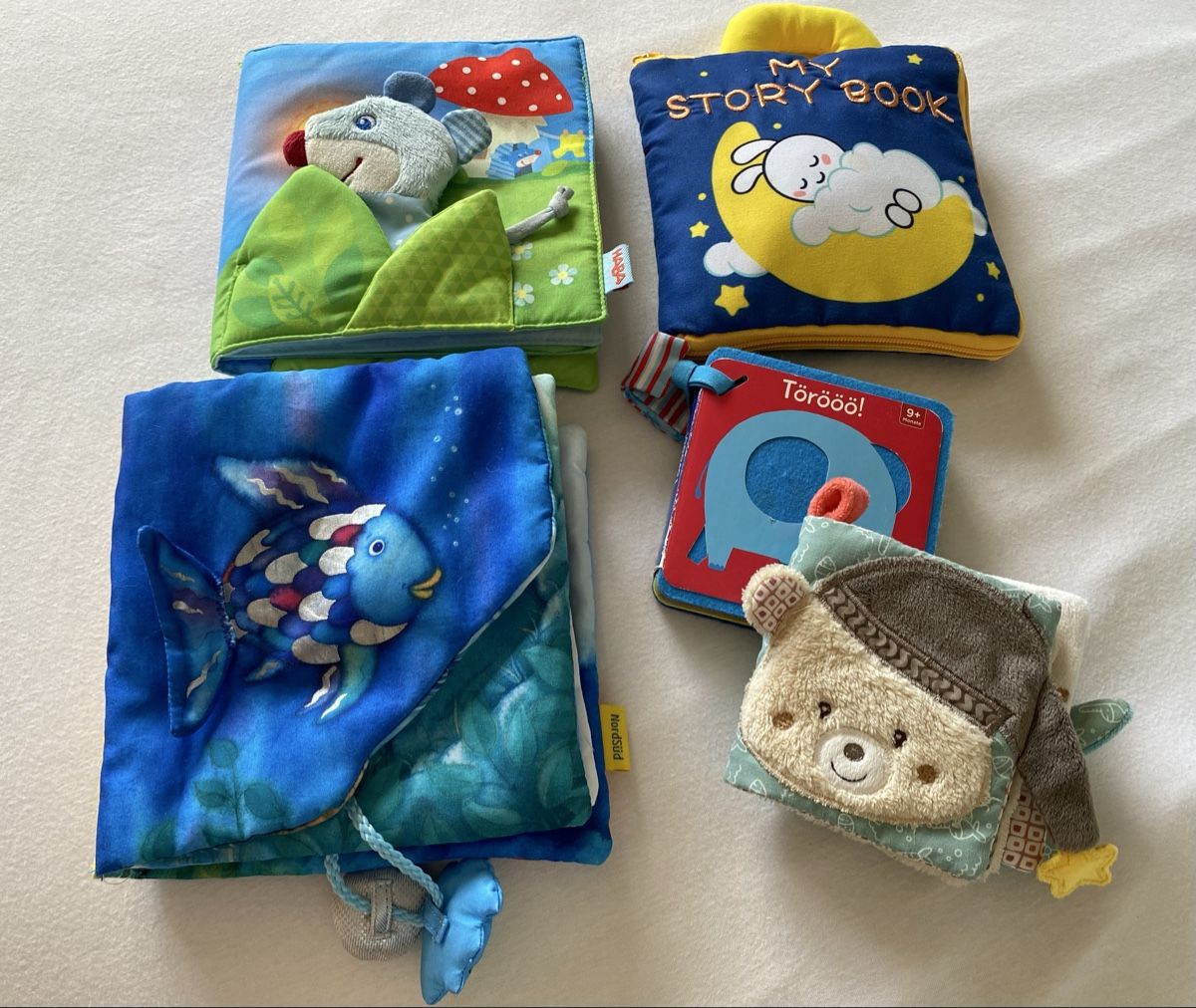 Spielzeuge: Babybücher 5 Stück – Gebraucht aus Bern von Anaprandi