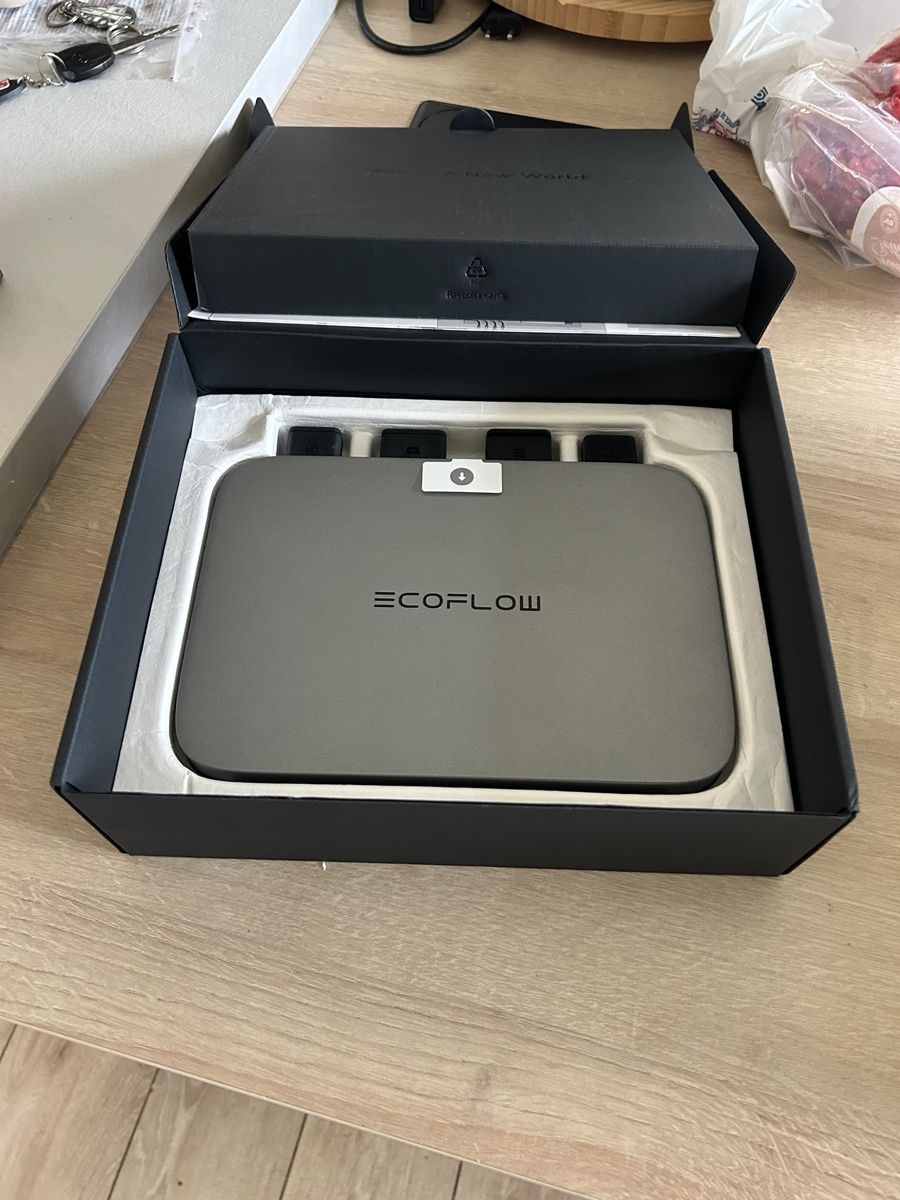 Ecoflow Solargeräte und Solarprodukte: EcoFlow PowerStream 800W/600W – Neu und originalverpackt aus Geneve von non_vbz9