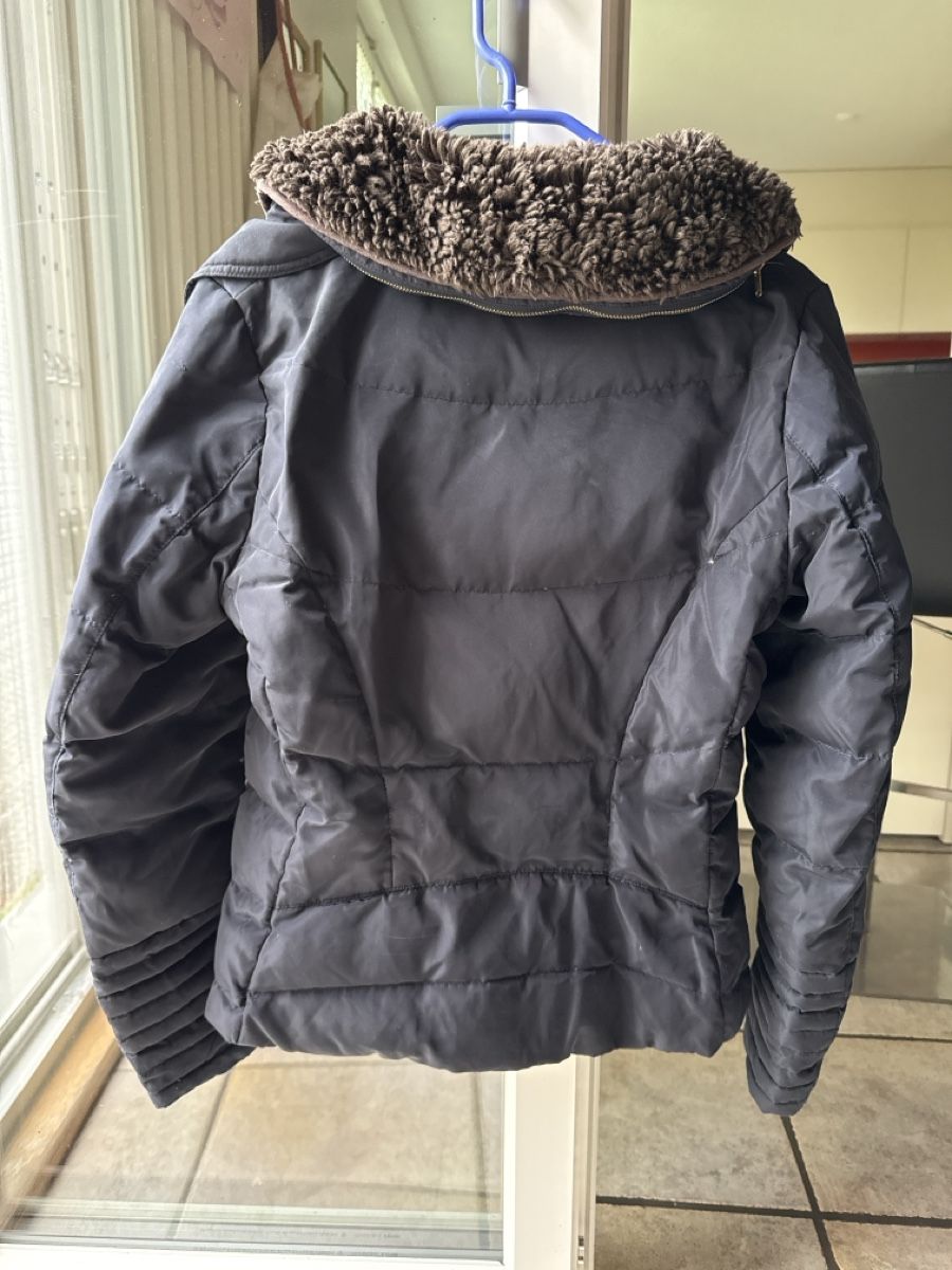 H&M Giacche: Daunenjacke Grösse 36 – Usato da Dettighofen (Lengwil) venduto da Dolol 1