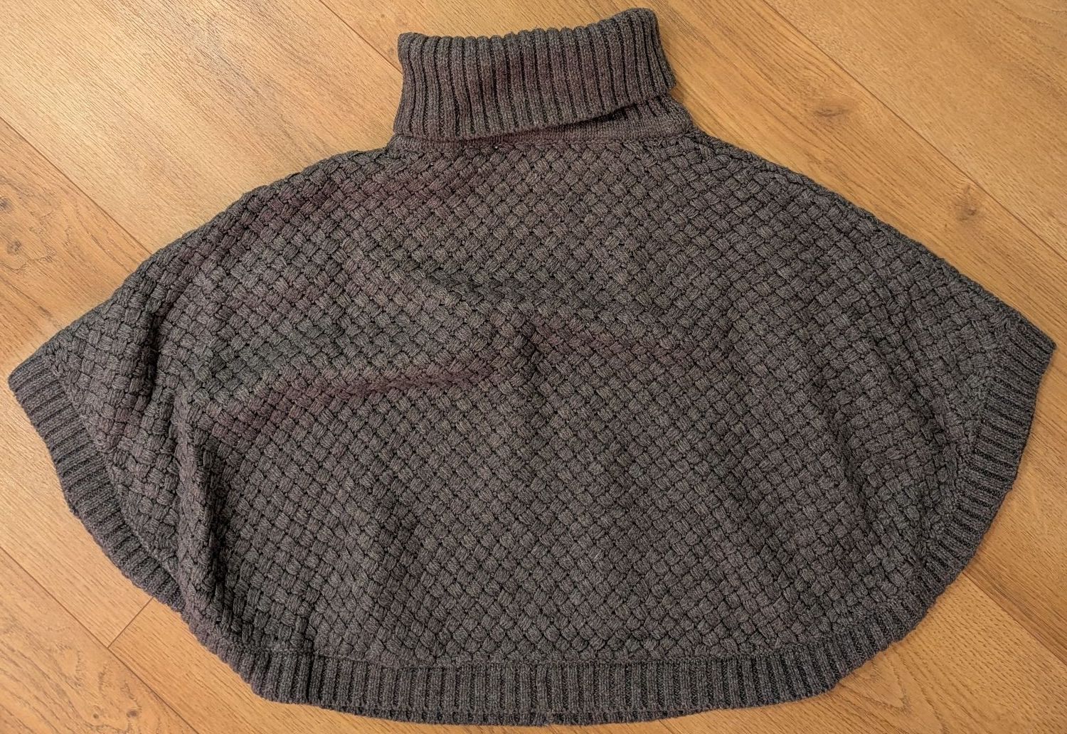 Pulls et sweat-shirts: Kinder Strickpullover grau Grösse 104 guter Zustand – D'occasion à Riniken par ChristophKeys 1