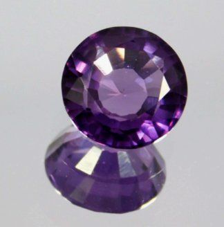 Edelsteine: 8.45 Ct Color Change Round Cut Certified – Neu und originalverpackt aus Genève von AWWA