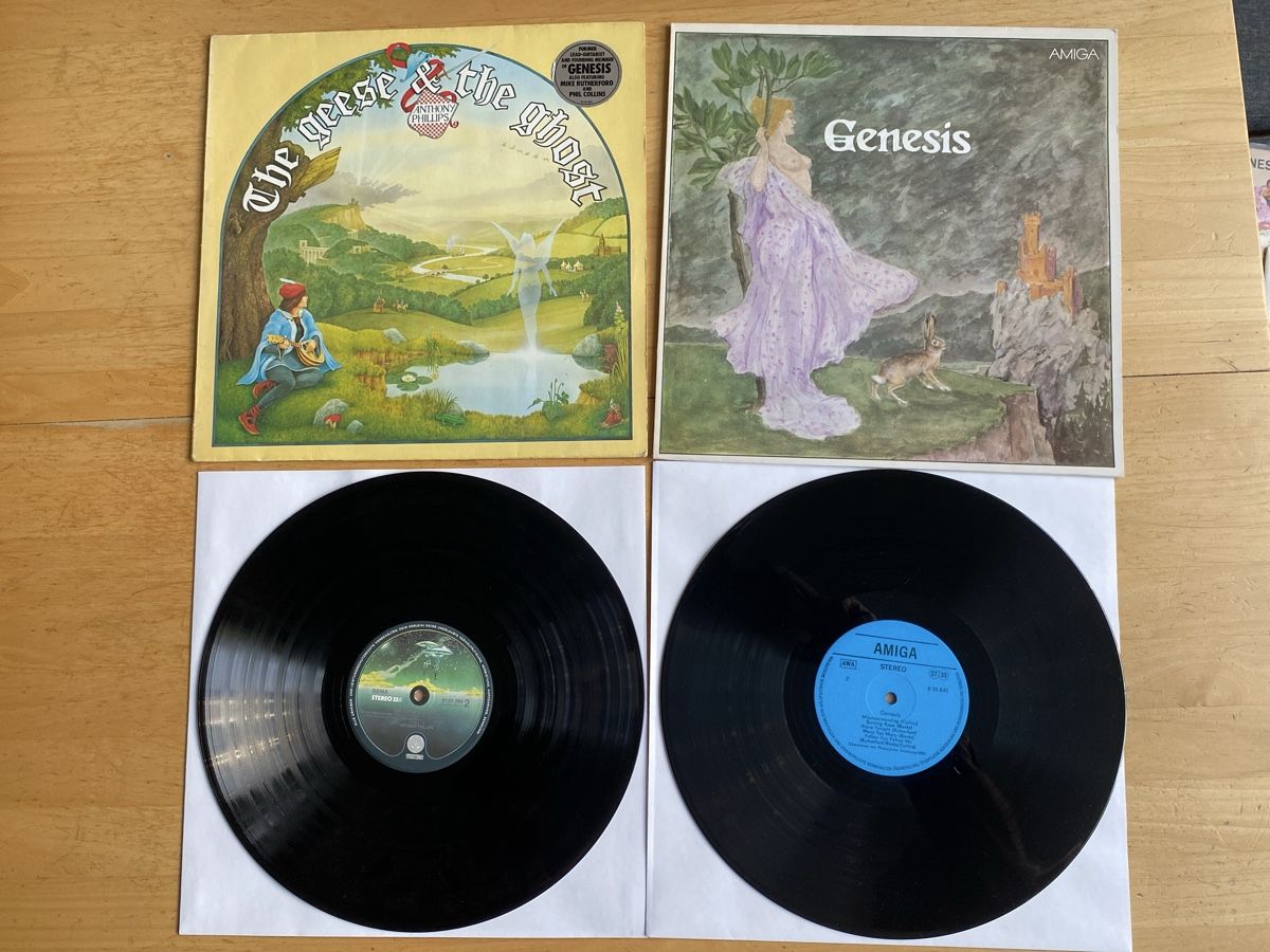 Schallplatten: Genesis 2 Schallplatten – Gebraucht aus Zürich von markus234 1