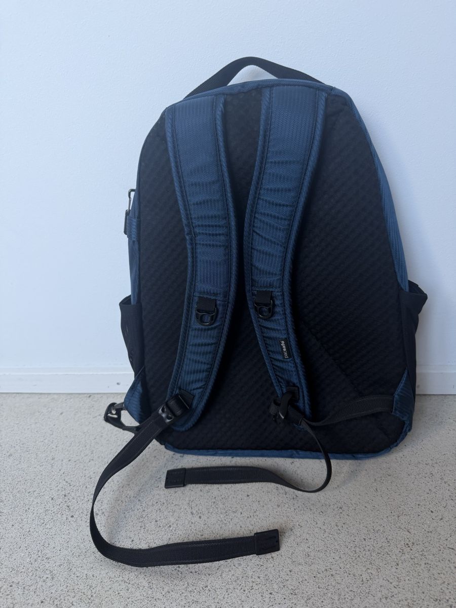 Pacsafe Rucksäcke: Pacsafe Rucksack METROSAFE LS350 – Neu und originalverpackt aus Zürich von Cia91 1