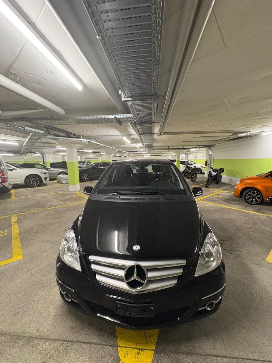 Mercedes-Benz Automobili: Mercedes B 180 – Usato da Bülach venduto da fat_wx57 1