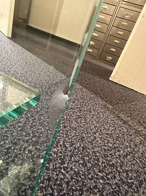 Scaffali: Glasmöbel – Usato da Aarau venduto da Bollaar 3