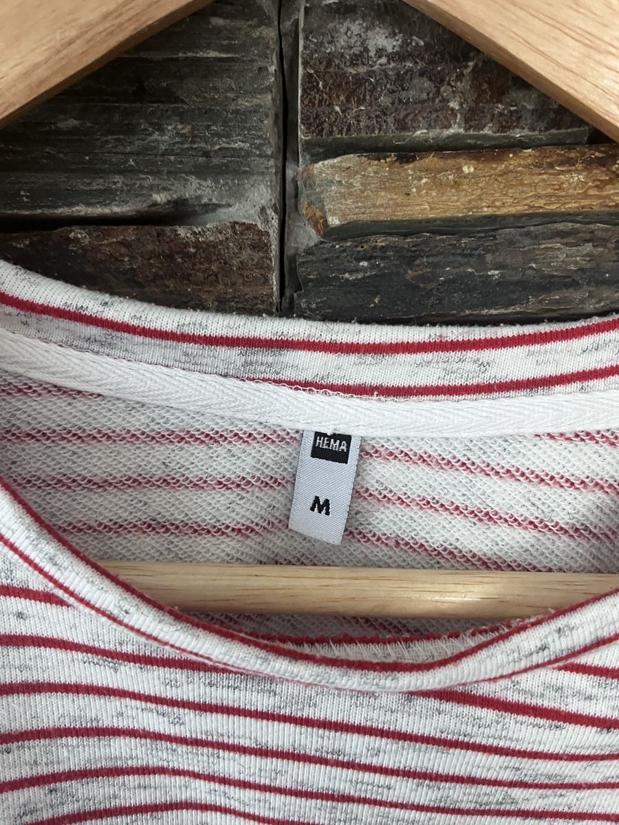 Pulls & Sweat-shirts: Hema Pullover gestreift rot/weiss Grösse M – D'occasion à Winkel par Mandarinchen9 2