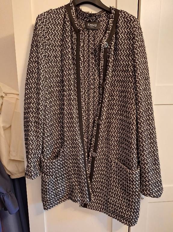 Marella Giacche: EMME Marella Jacke – Usato da Zürich venduto da GingerJam