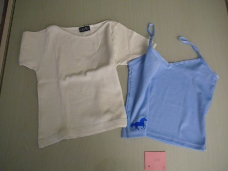 1 T-Shirt und 1 Top Grösse 122