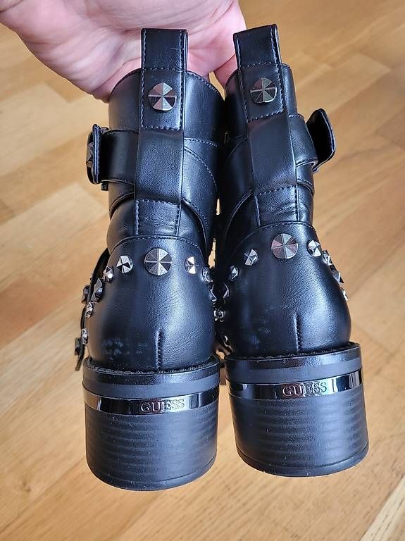 Scarpe da donna: Guess Stiefeletten Gr. 37 – Usato da Boll venduto da ttr-fun 3