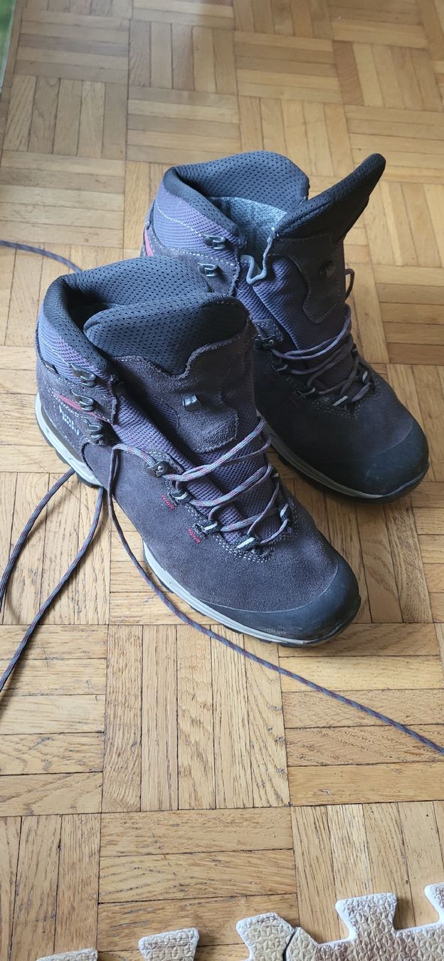 Damenschuhe: Wanderschuhe Hanwag – Gebraucht aus Dübendorf von Pc28
