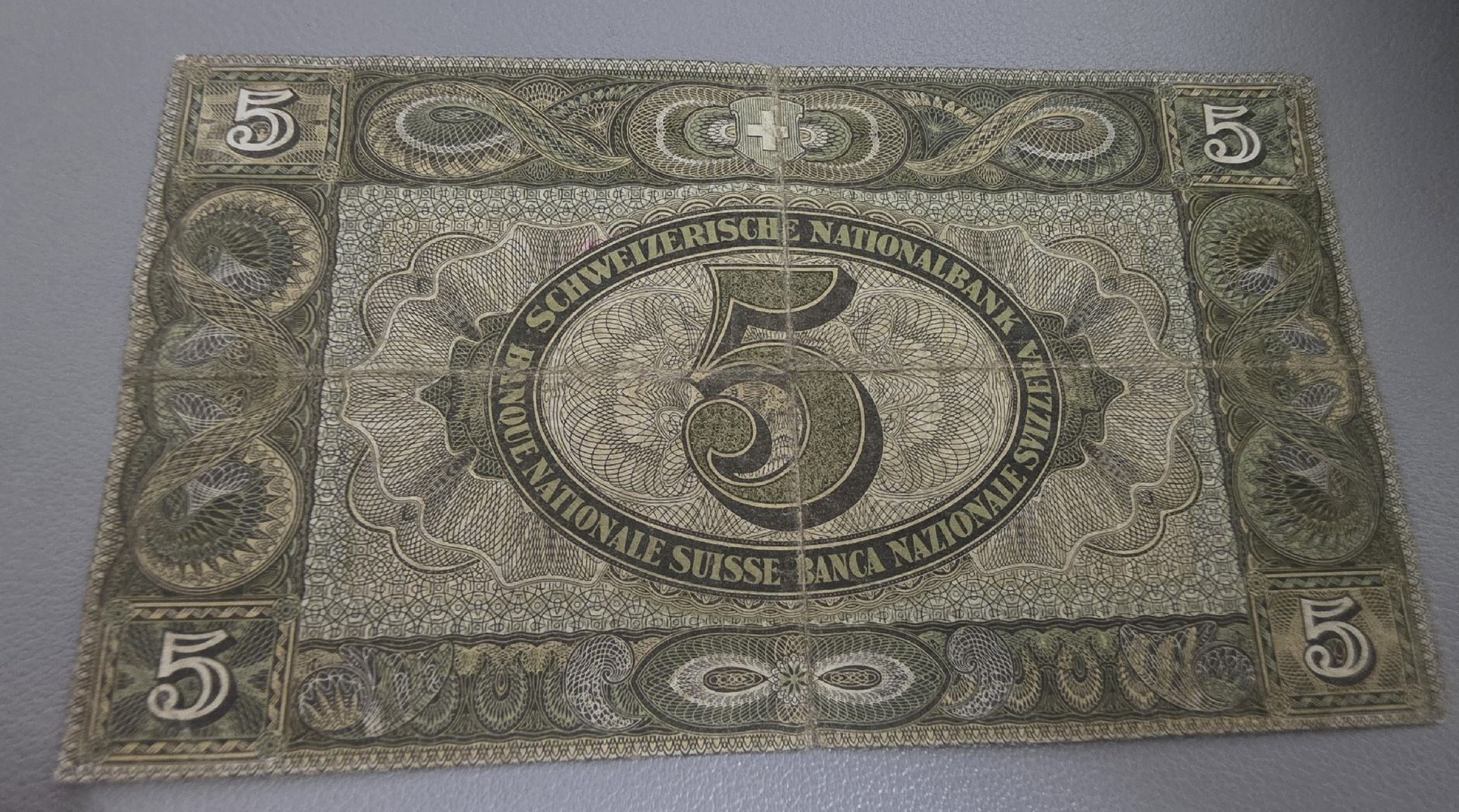 Banknoten: 5 Fr. 10 November 1944 – Gebraucht aus Niederuzwil von 262305 1