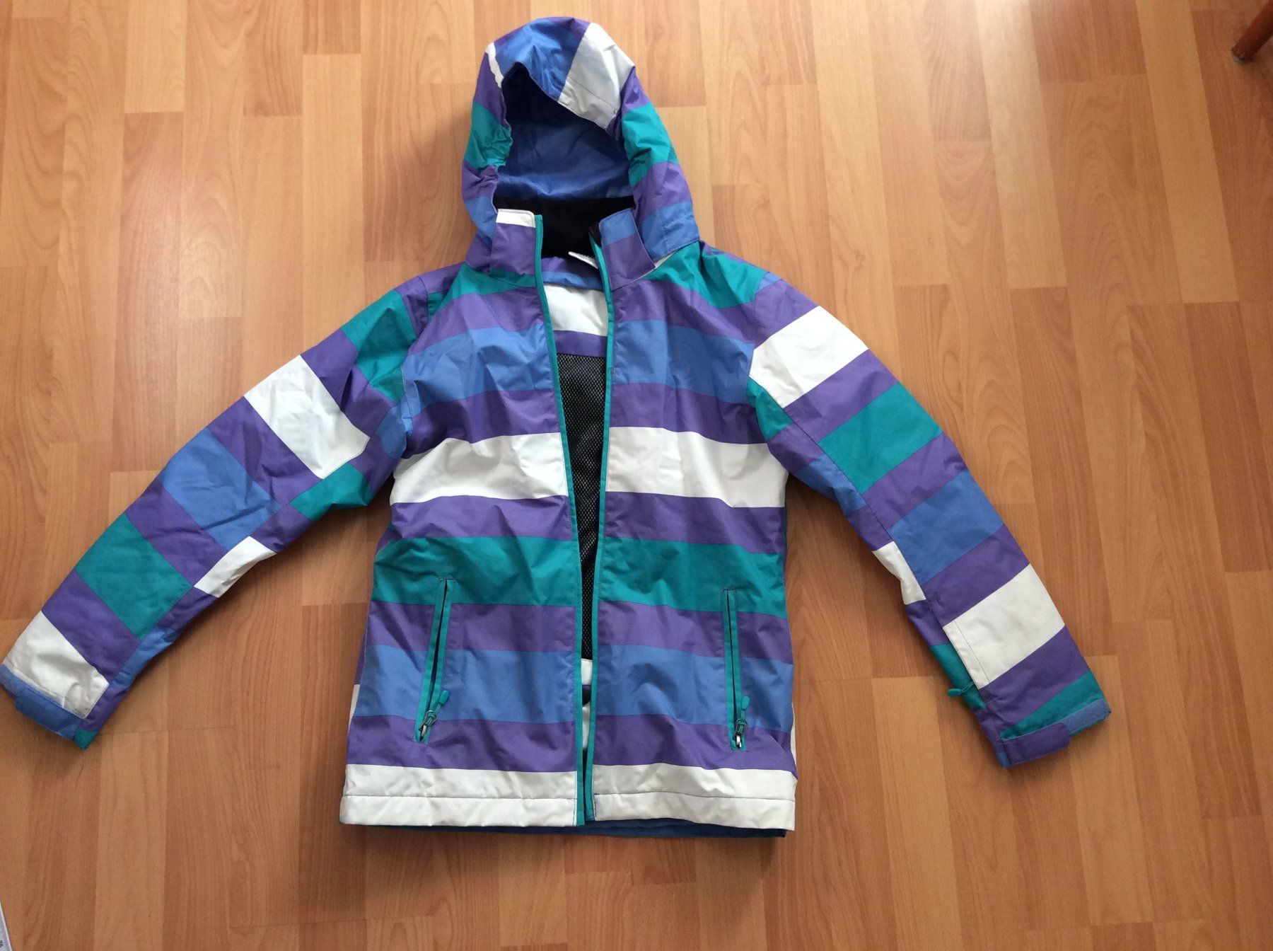 Jacken: Veste de ski/snowboard Crane 146/152 – Gebraucht aus Le Mont-Pèlerin von dundun1 1