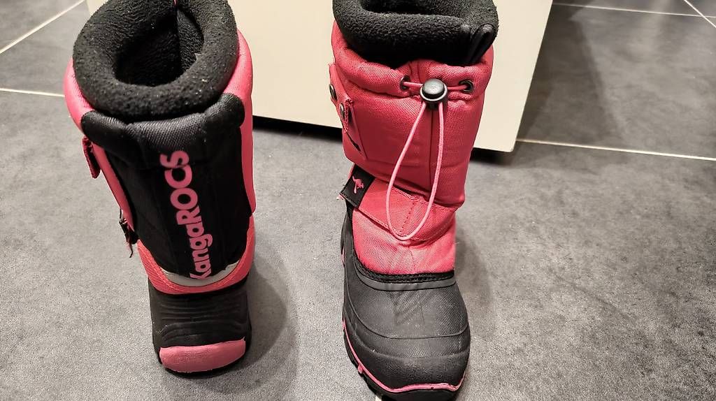 Scarpe per ragazzi: Bottes hivers Kangaroos Taille 35 – Usato da Chatonnaye venduto da scharf 1