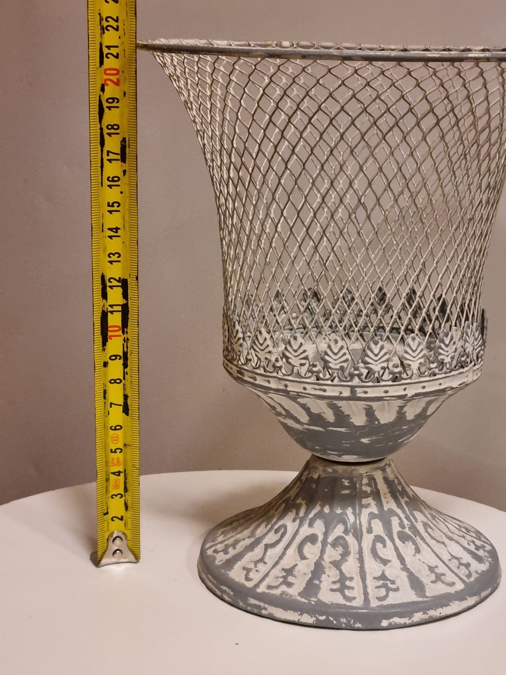 Vasen & Gefässe: Metall Deko Vase Antik Shabby Chic – Gebraucht aus Scharnachtal von devin03 2