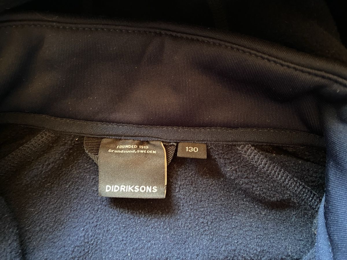 Didriksons Maglioni & Felpe: Didriksons Kapuzenpulli blau Grösse 130 – Usato da Würenlingen venduto da lori59 2