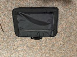 Targus Notebook Tasche Business schwarz gepflegt